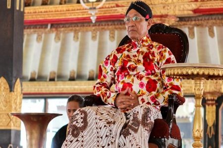 sri_sultan_hamengku_buwono_x